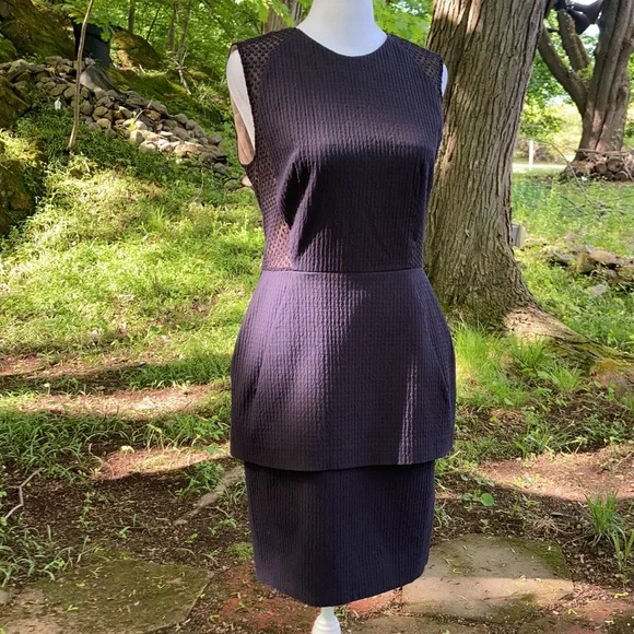 Barney’s NY Navy Lace Detail Dress sz 4 - Picture 5 of 17